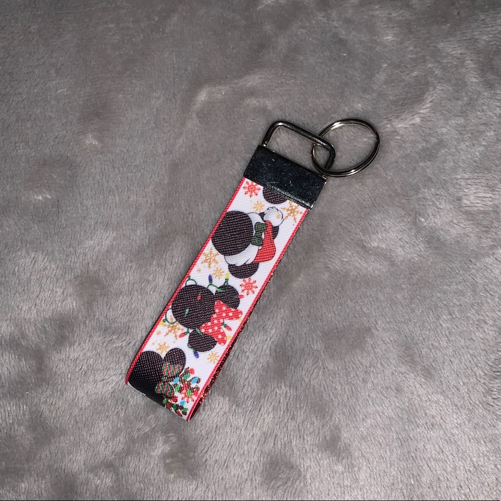 Minnie Mouse Keychain